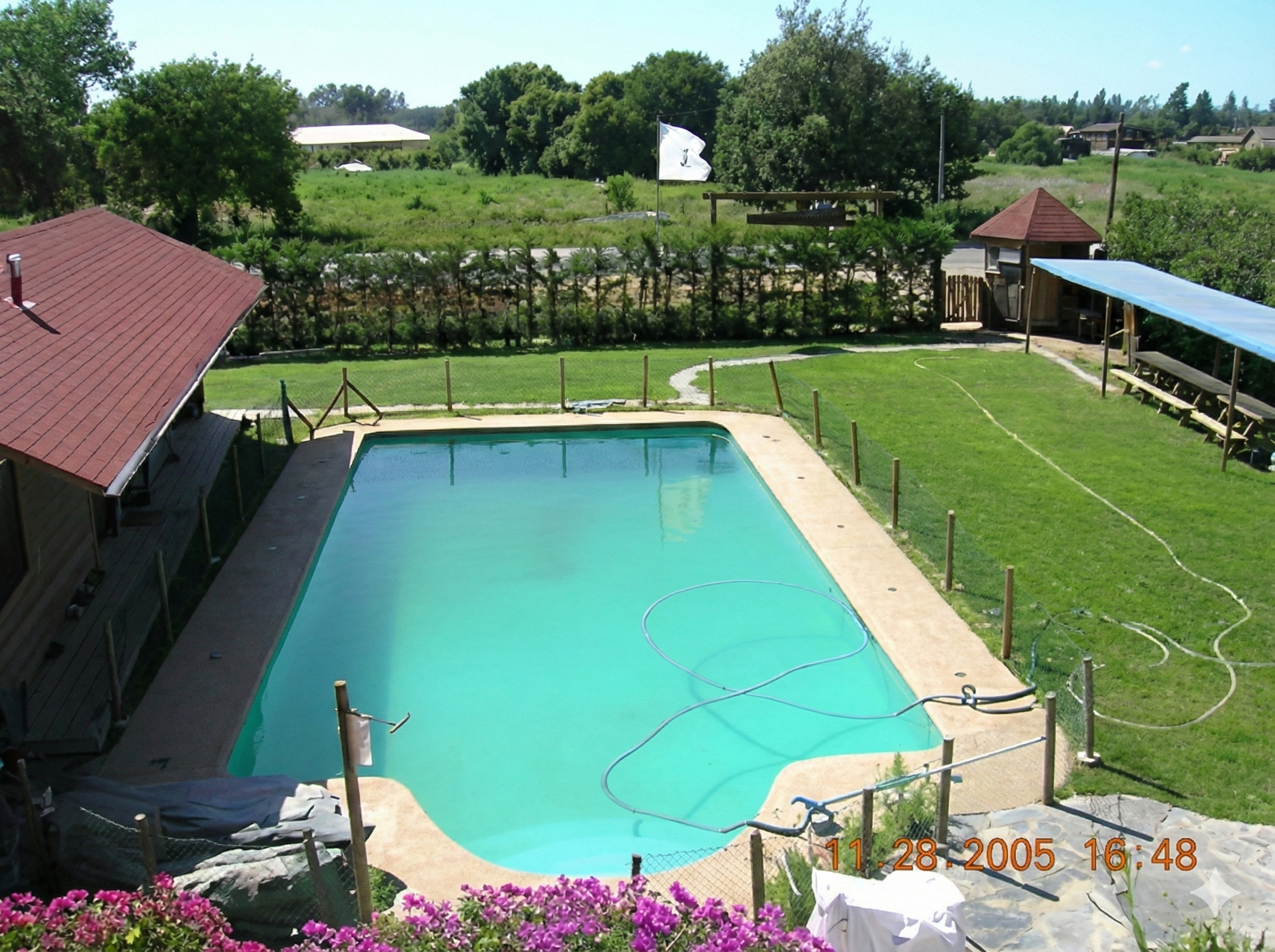 Foto antigua de Cabañas Lemunantu en 2005